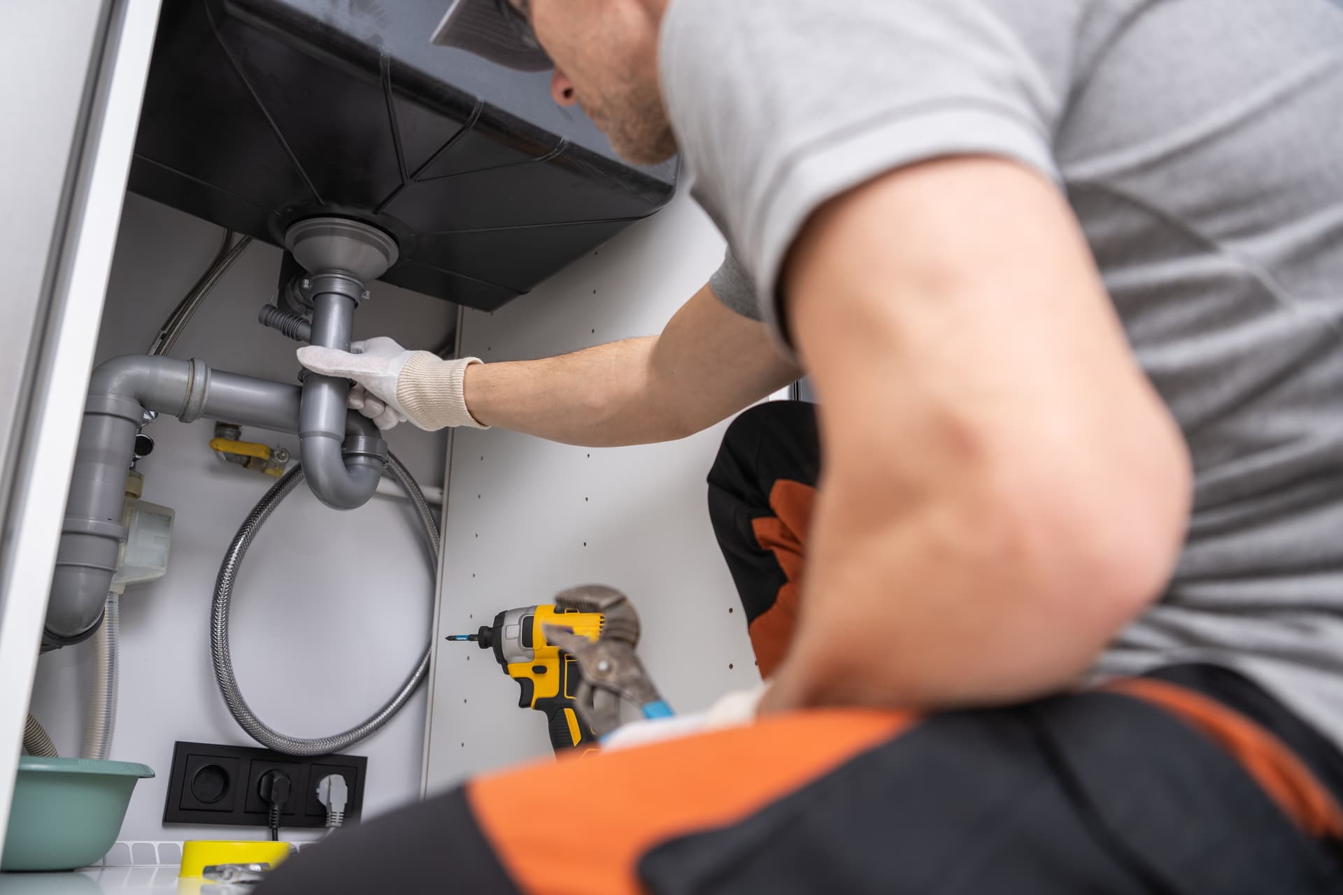 Who Installs Kitchen Plumbing and Electrical Connections?